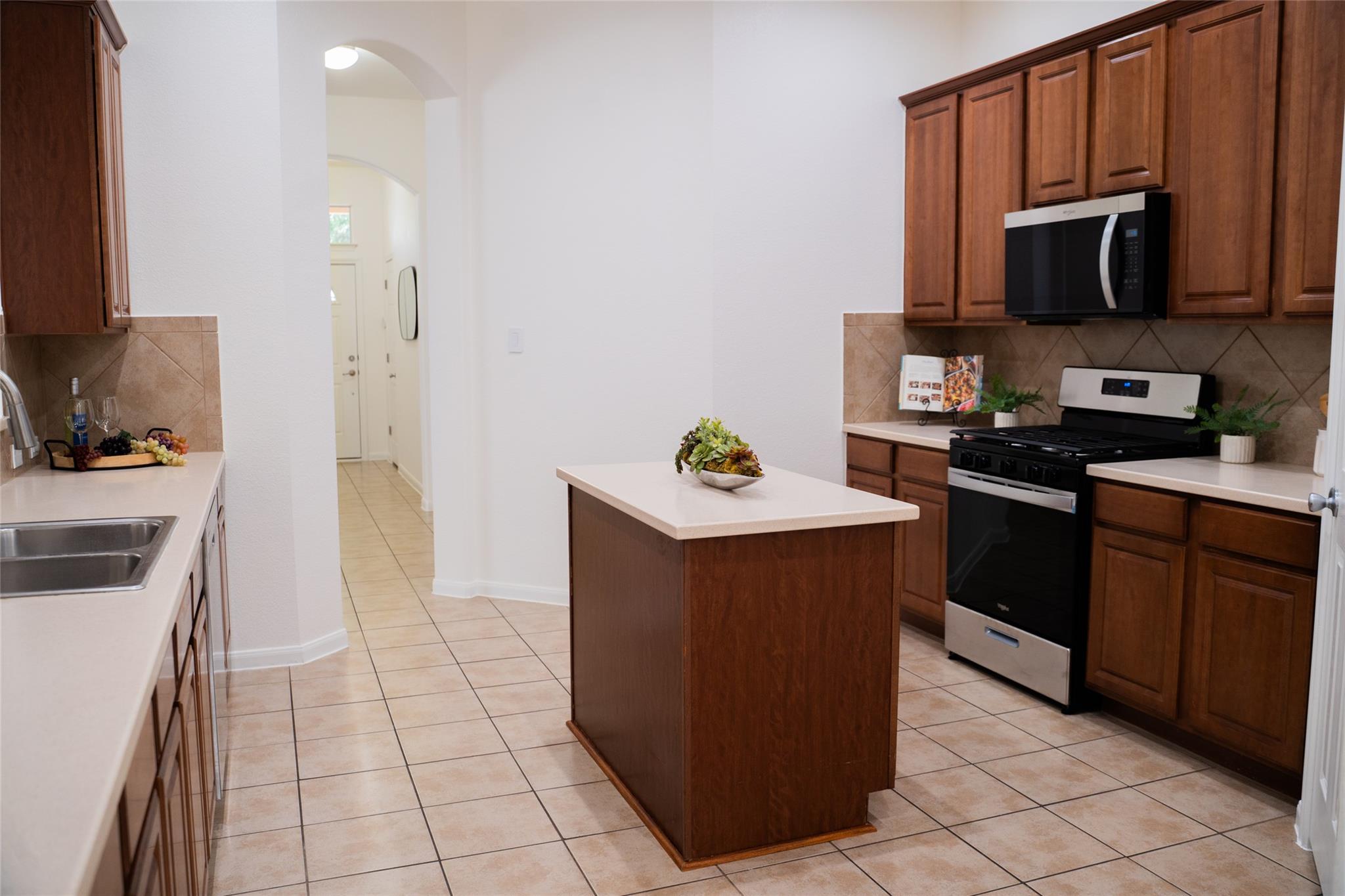 Kitchen at 4498 Heritage Well Ln