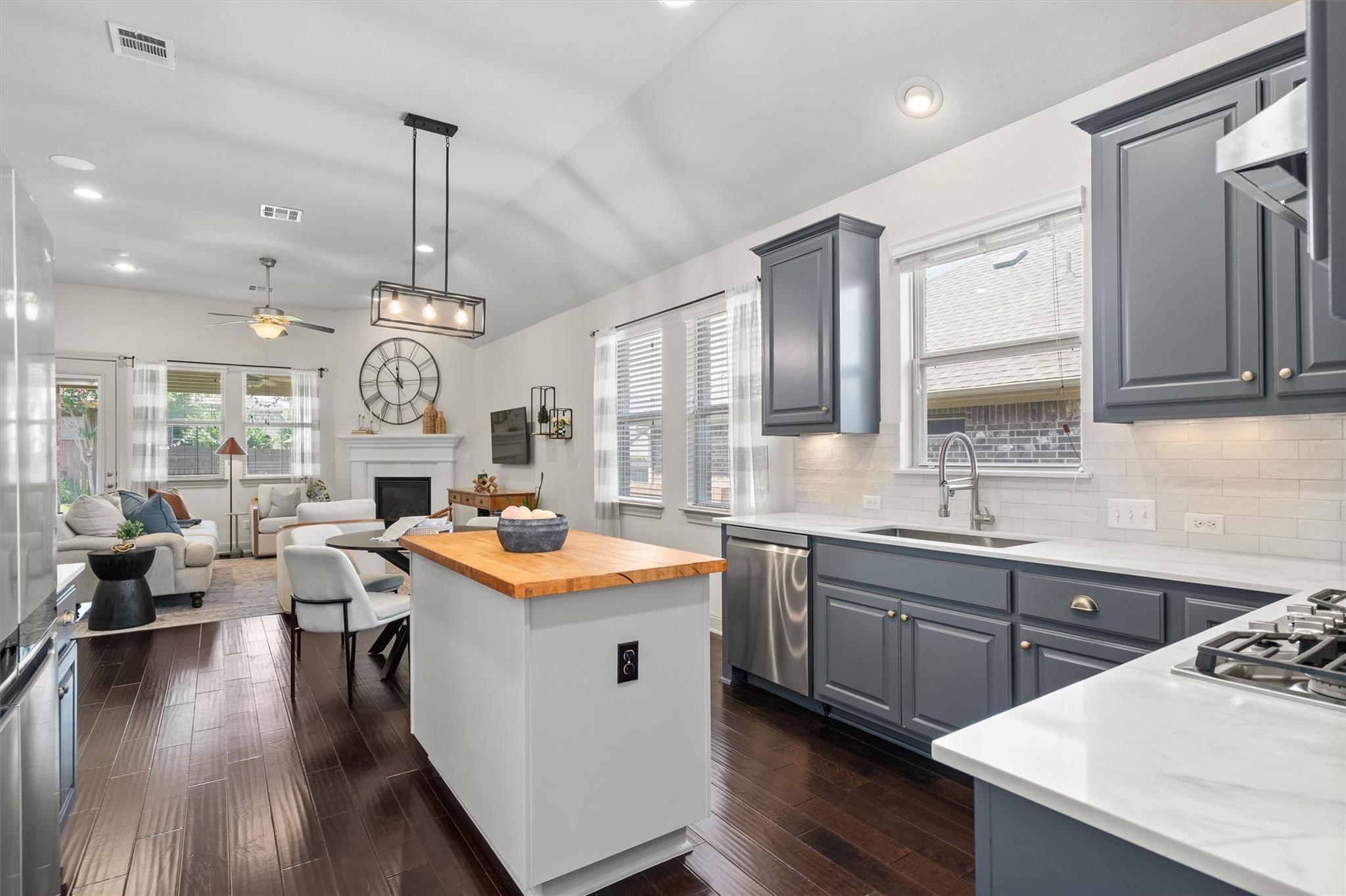 Kitchen at 2732 Florin Cv