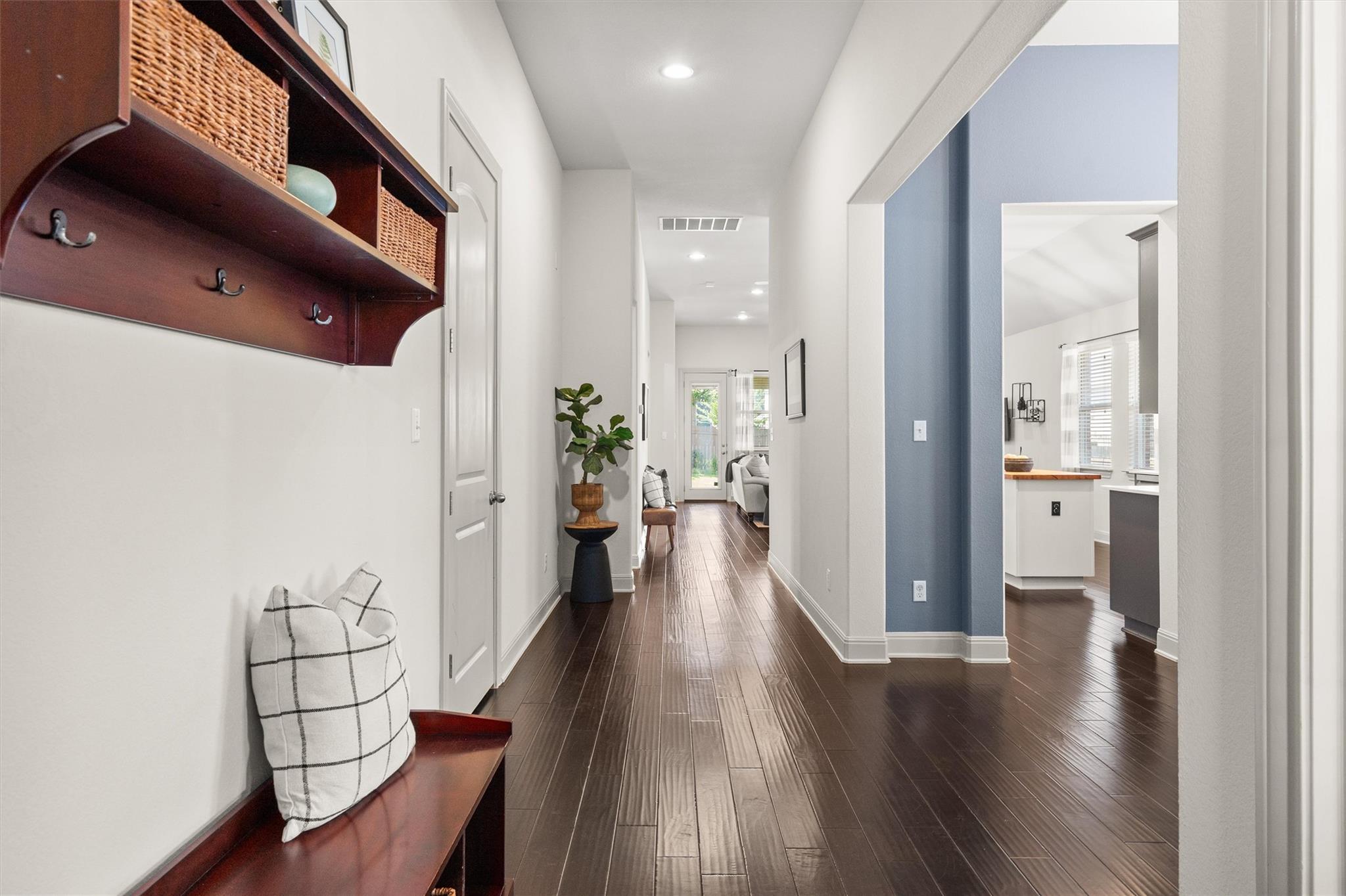 Entrance Foyer at 2732 Florin Cv